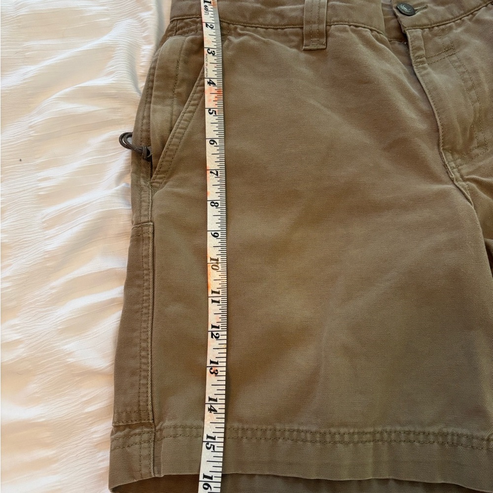 Columbia Outdoor Utility Khaki shorts - size 30” waist - Picture 7 of 8